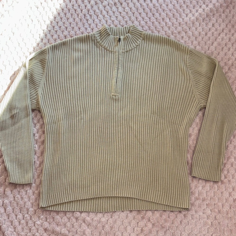 Men's Ribbed Half-Zip Sweater in Olive